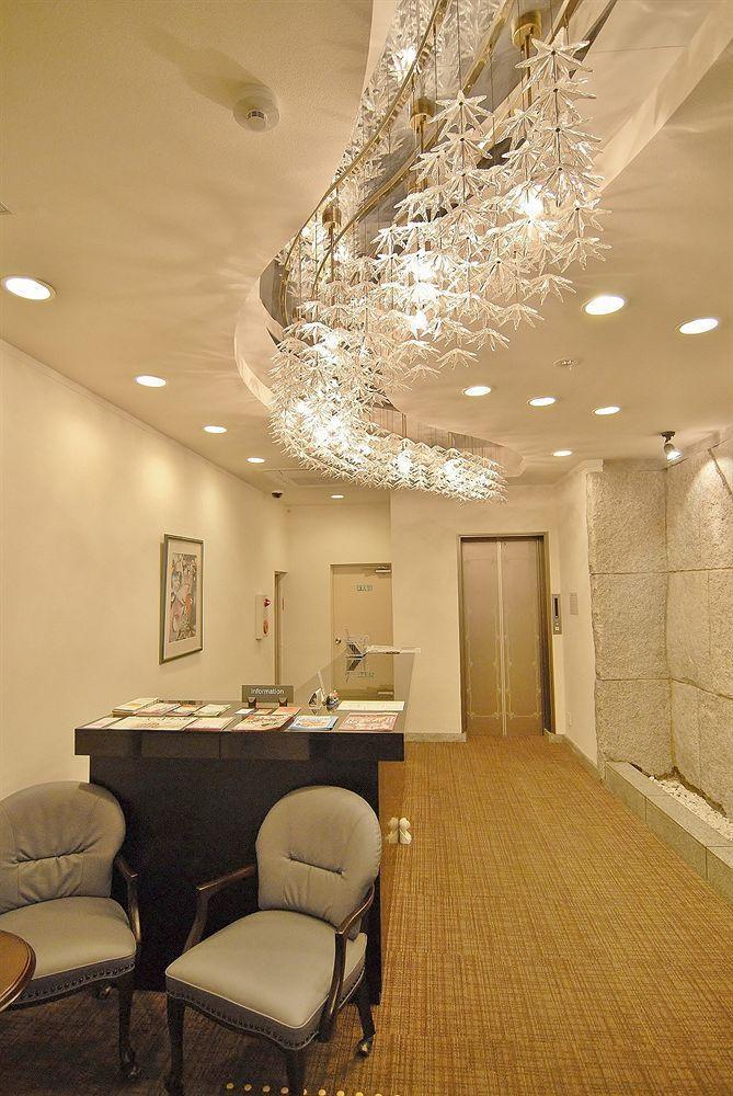 Plaza Fuyo Hotel ฟูกุโอกะ ภายนอก รูปภาพ