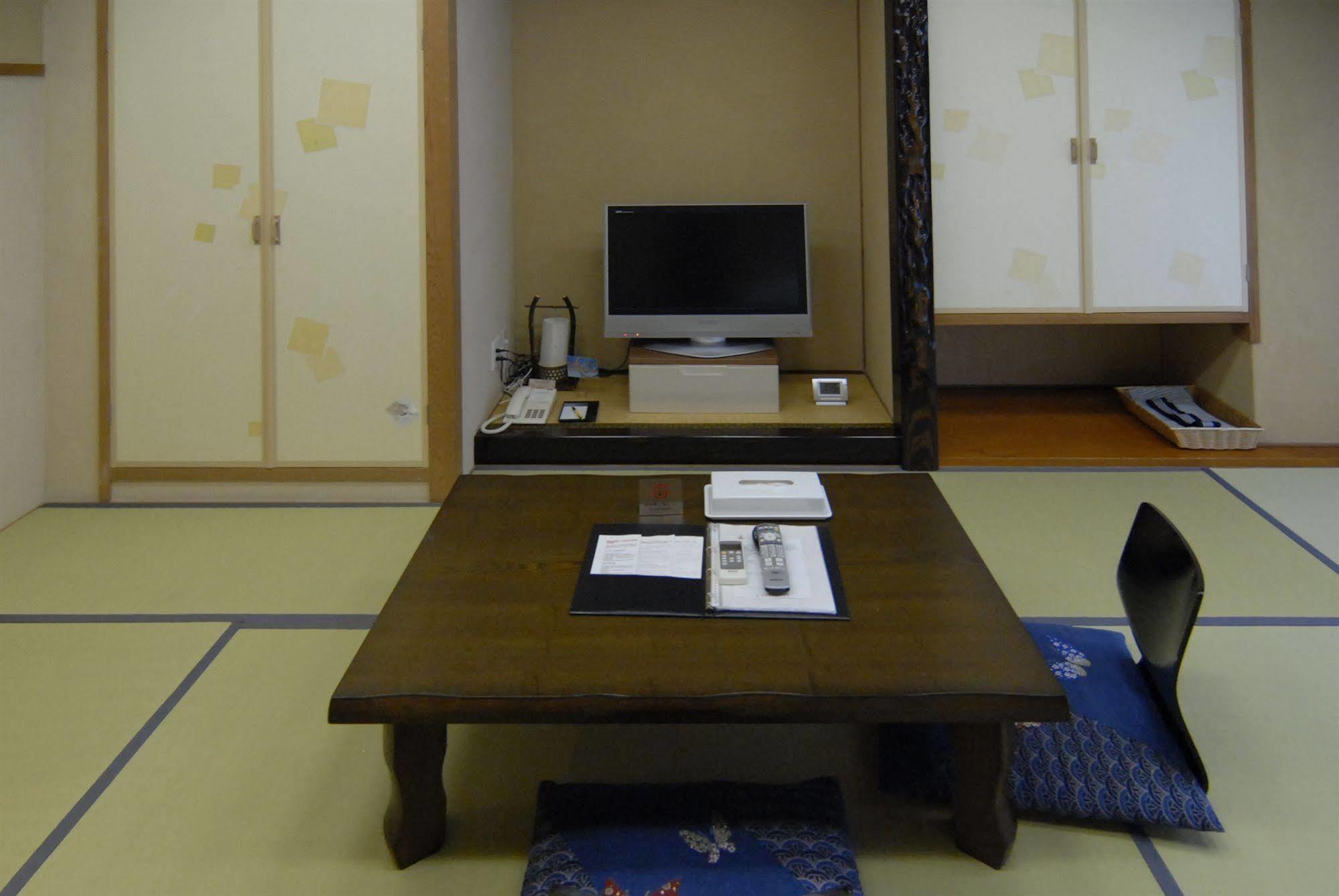 Plaza Fuyo Hotel ฟูกุโอกะ ภายนอก รูปภาพ