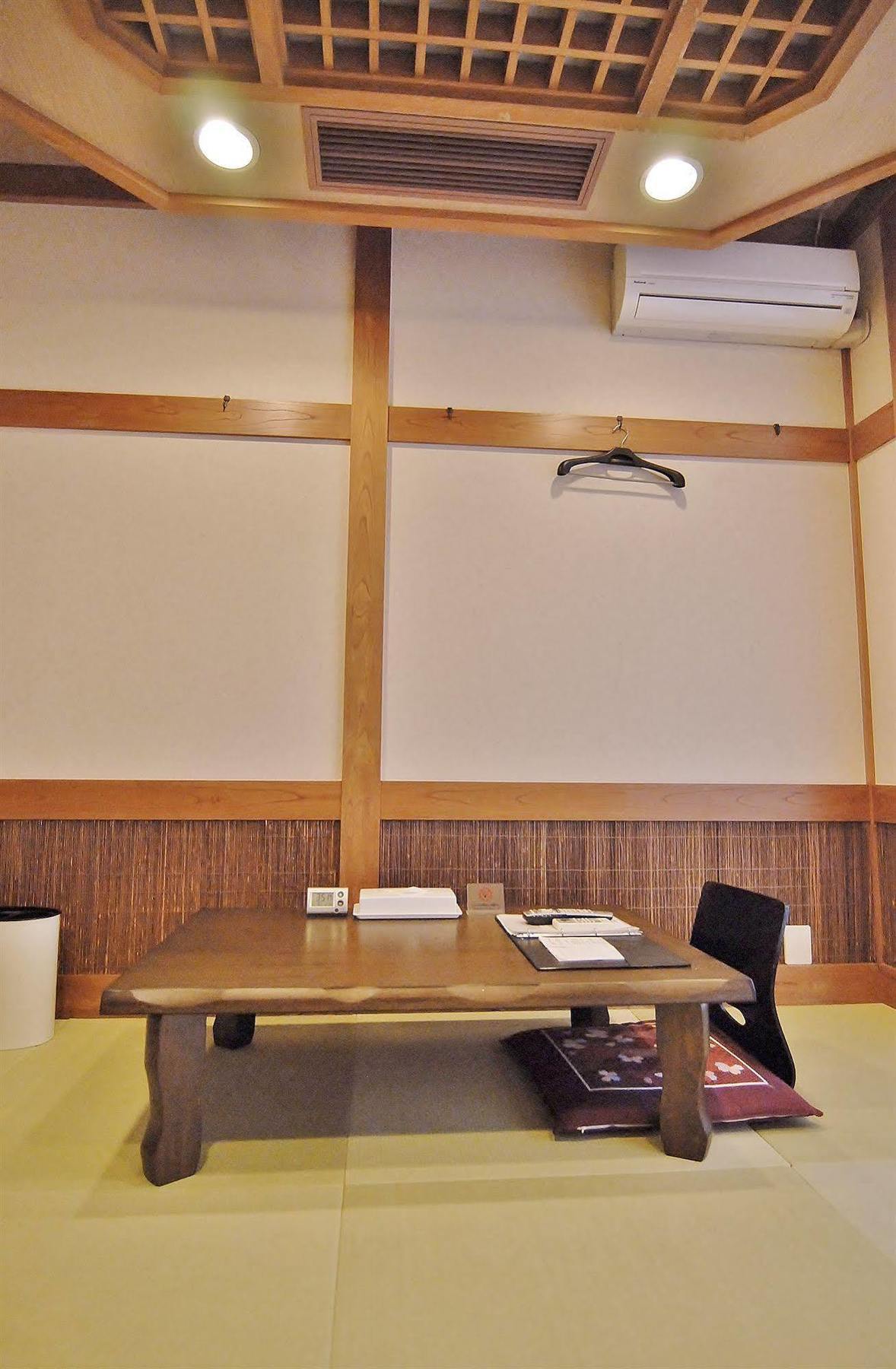 Plaza Fuyo Hotel ฟูกุโอกะ ภายนอก รูปภาพ